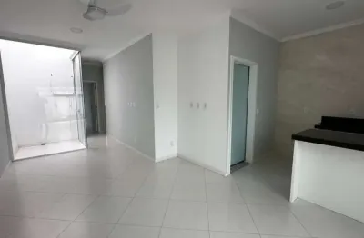 Apartamento para venda em cabo frio, vila do pero, 3 dormitórios, 1 suíte, 2 banheiros, 2 vagas