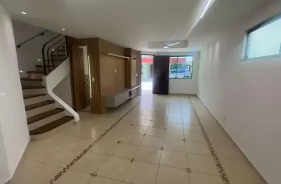 Casa em condomínio para locação em cabo frio, palmeiras, 3 dormitórios, 1 suíte, 3 banheiros, 2 vagas
