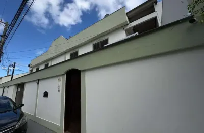 Apartamento para venda em cabo frio, portinho, 2 dormitórios, 2 banheiros, 1 vaga