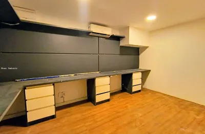 Sala comercial com 2 salas para alugar na Avenida Júlia Kubitschek, 200, Jardim Flamboyant, Cabo Frio