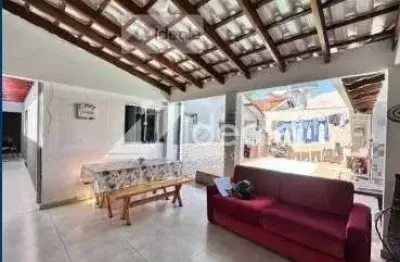 Casa com 3 quartos à venda na Avenida Dom Orlando Chaves, Ponte Nova, Várzea Grande
