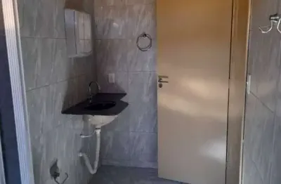 Casa com 2 quartos para alugar no Cristo Rei, Várzea Grande 