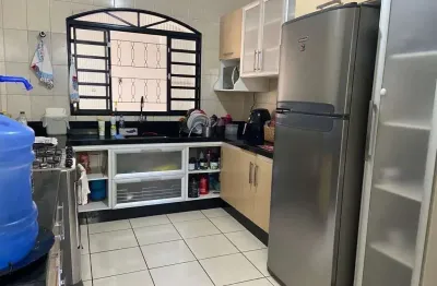 Casa com 4 quartos à venda na Rua Ceilão, 1, Jardim Shangri-La, Cuiabá