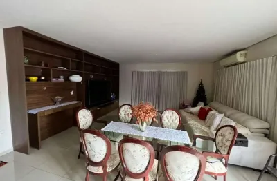 Casa com 3 quartos para alugar na Avenida dos Florais, 1, Ribeirão do Lipa, Cuiabá