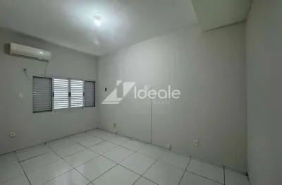 Casa comercial com 7 salas para alugar na Avenida das Flores, 1003, Jardim Cuiabá, Cuiabá
