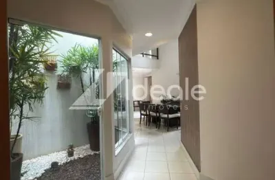 Casa com 4 quartos à venda na Rua Trinidad e Tobago, Jardim Califórnia, Cuiabá