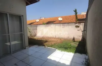 Casa em condomínio fechado com 2 quartos para alugar na Rodovia Mário Andreazza, 1, Petrópolis, Várzea Grande