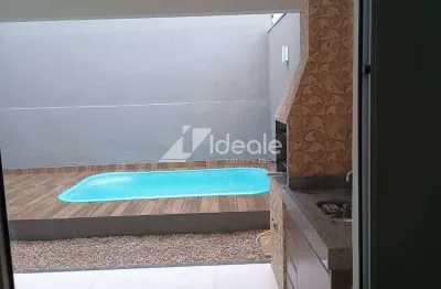 Casa com 3 quartos para alugar na Rua Trinta e Dois, 112, Santa Cruz, Cuiabá