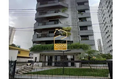 Venda de apartamento de 149m² au em moema. metro quadrado muito abaixo do mercado, bom negócio.