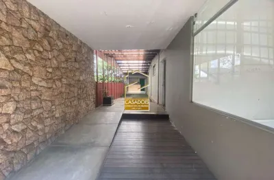 Casa comercial para locação com 6 salas no alto da lapa, próximo a cerro corá