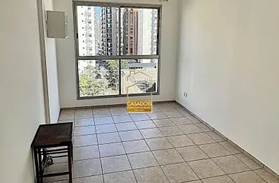 Apartamento para locação ou venda com 1 quarto e 1 vaga em moema - sp, próximo à av. ibirapuera, entre as estações moema e eucaliptos.