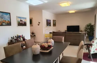 Apartamento com 208 m², 4 suítes, varanda gourmet e 4 vagas à venda na vila mariana