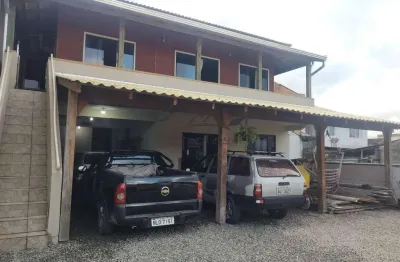 Casa com 5 quartos à venda na Rua Mariangela Rocha Fabeni, 89, Santa Regina, Itajaí por R$ 550.000