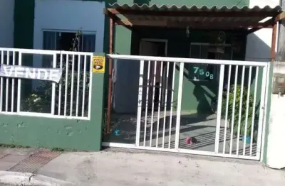 Casa com 2 quartos à venda na rua mariangela rocha fabeni, 750, santa regina, itajaí por r$ 320.000