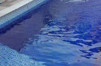 Casa térrea com piscina 1 quarto à venda ou permuta, 142 m² de terreno por r$ 295.000  jardim bopiranga itanhaém sp