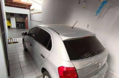 Casa térrea mobiliada para venda no canto do forte 2 quartos 680.000