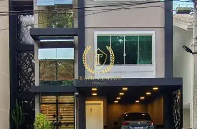 Sobrado em condomínio fechado, próximo ao centro de sjp