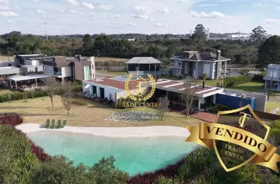 Casa térrea estilo minimalista, no condomínio haras bom pastor