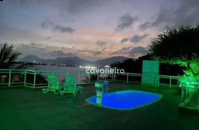 Casa com 4 quartos, sendo 2 suítes, com 530 m², à venda por r$ 2.500.000 - araçatiba - maricá/rj