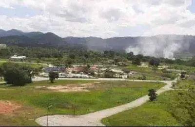 Terreno à venda, 677 m² por r$ 70.000,00 - ubatiba - maricá/rj