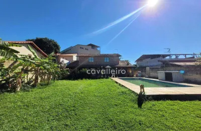 Casa com 2 quartos e quintal amplo no centro de maricá, com piscina, churrasqueira e localização perfeita para morar ou empreender!