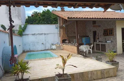 Casa com 2 dormitórios à venda, Centro de Maricá 70 m² por R$ 850.000 - Centro - Maricá/RJ