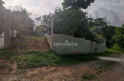 Terreno à venda na Rua Udinese, 10, Centro, Maricá