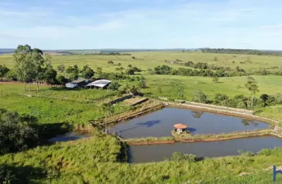Fazenda à venda na Estrada Vicinal Municipal De Paraúna, KM 28, Zona Rural, Paraúna