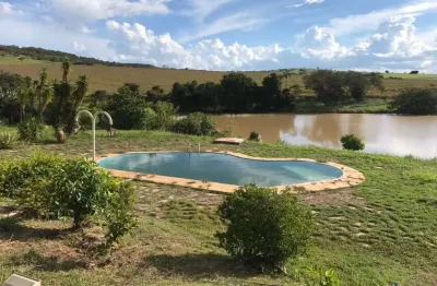 Fazenda com 408 alqueires dupla aptidão em catalão - go