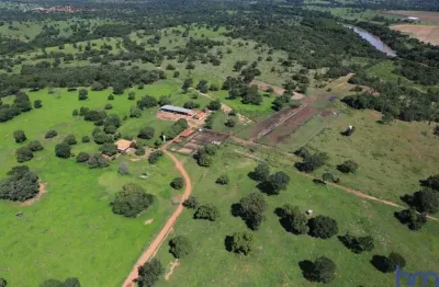 Fazenda à venda na Estrada Vicinal Municipal De Uirapuru, s/n, Zona Rural, Uirapuru