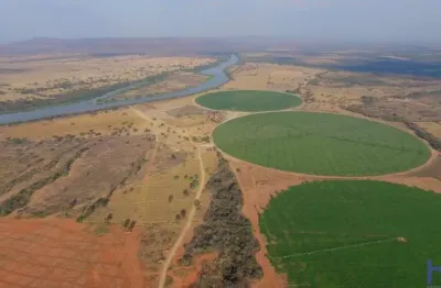 Fazenda de dupla aptidão com 440 alqueires com irrigação em buritizeiro-mg