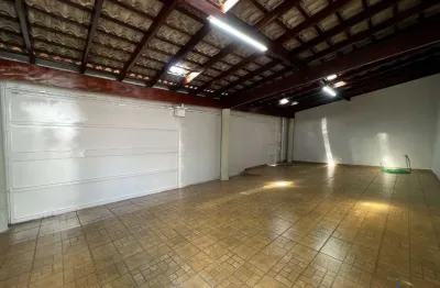 Boa casa bem localizada do jardim brasília em uberlândia-mg
