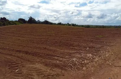 Fazenda de dupla aptidão com 70 alqueires em uberaba-mg