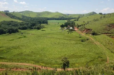 Fazenda para pecuária com 180 alqueires em cunha-sp