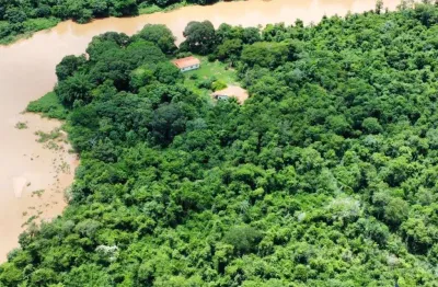 Grande fazenda de pecuária com 64.000 hectares em mimoso-mt