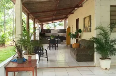 Sítio com 5 alqueires localizado às margens do douradinho em monte alegre de minas-mg