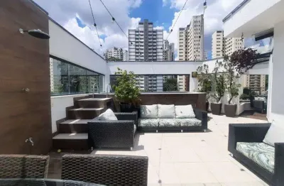 Charmosa cobertura duplex reformada com excelente acabamento!