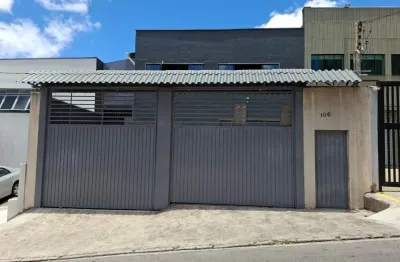 Galpão comercial reformado – o espaço ideal para seu negócio!