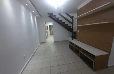 Maravilhoso Sobrado em Condomínio Fechado – 144m² próximo do portal!