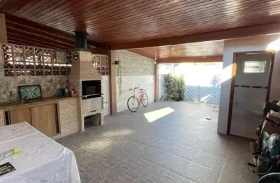 Casa com 2 quartos à venda no Forquilhas, São José 