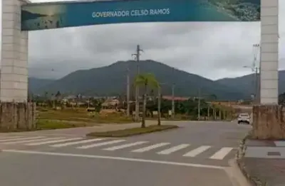 Terreno à venda no Areias de Baixo, Governador Celso Ramos 