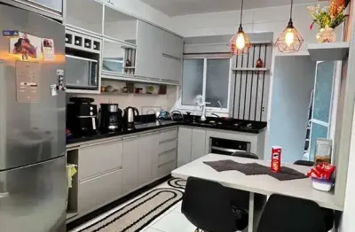 Sobrado à venda em joinville, costa e silva, com 2 quartos, com 63 m²