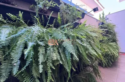 Luxuosa casa à venda no residencial tivoli ii'  “elegância e conforto: casa deslumbrante à venda