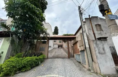Sobrado em condomínio fechado excelente localização na penha