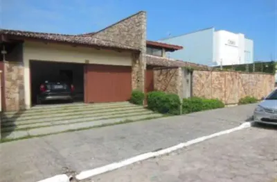 Casa com 4 quartos à venda no Centro, Itanhaém 
