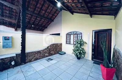 Casa com 2 quartos à venda na Rua Carmem Molon Zaccaro, 967, Balneário Maracanã, Praia Grande