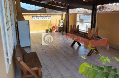 Casa 1 quadra da praia, 3 dorms, real, praia grande