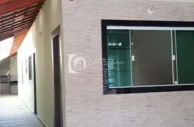 Casa 100 metros da praia 2 dorm maracanã, praia grande,