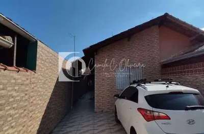 Casa geminada 100 metros da praia, 2 quartos, real, pg