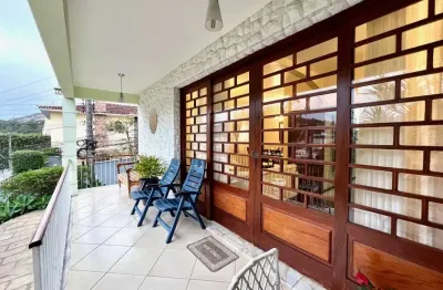 Casa para venda em teresópolis, várzea, 6 dormitórios, 2 suítes, 5 banheiros, 2 vagas